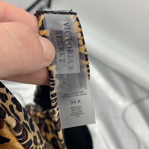 Victoria’s Secret NWOT VERY SEXY Bombshell Bikini SET RARE style 34 A and S - Picture 6 of 7